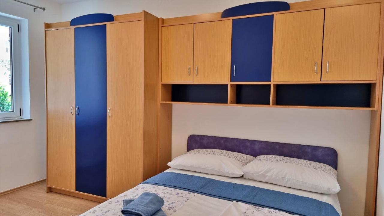 Apartment Hana Омиш Экстерьер фото