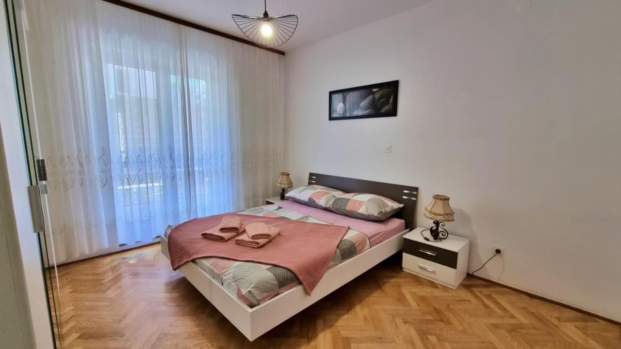 Apartment Hana Омиш Экстерьер фото